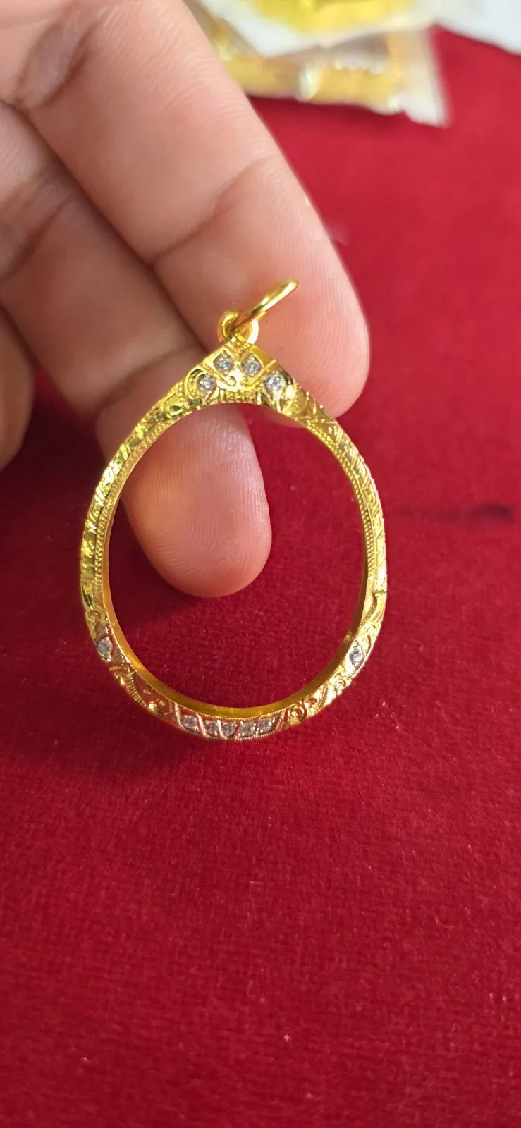 กรอบทองทรงไข่ 蛋形金壳
