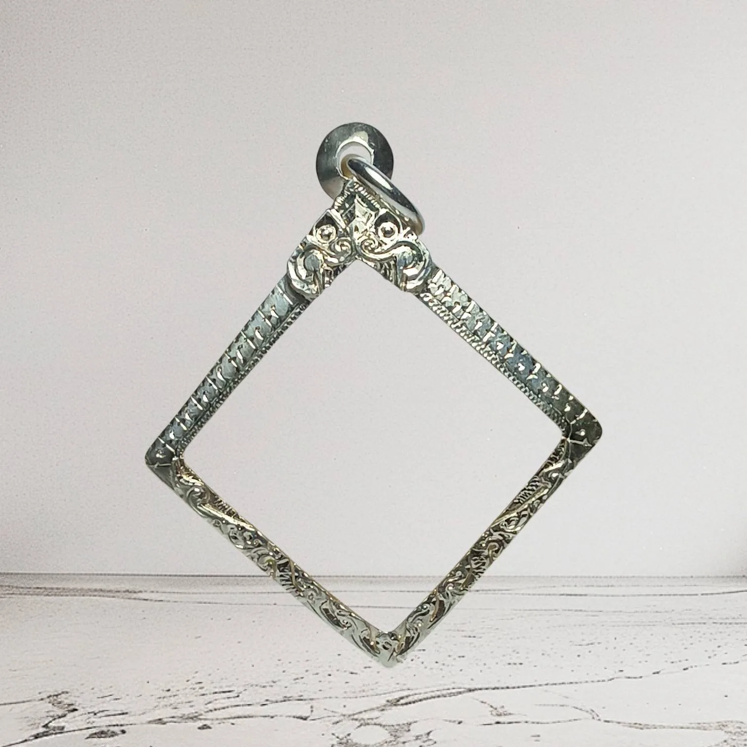 รูปสินค้า: กรอบ