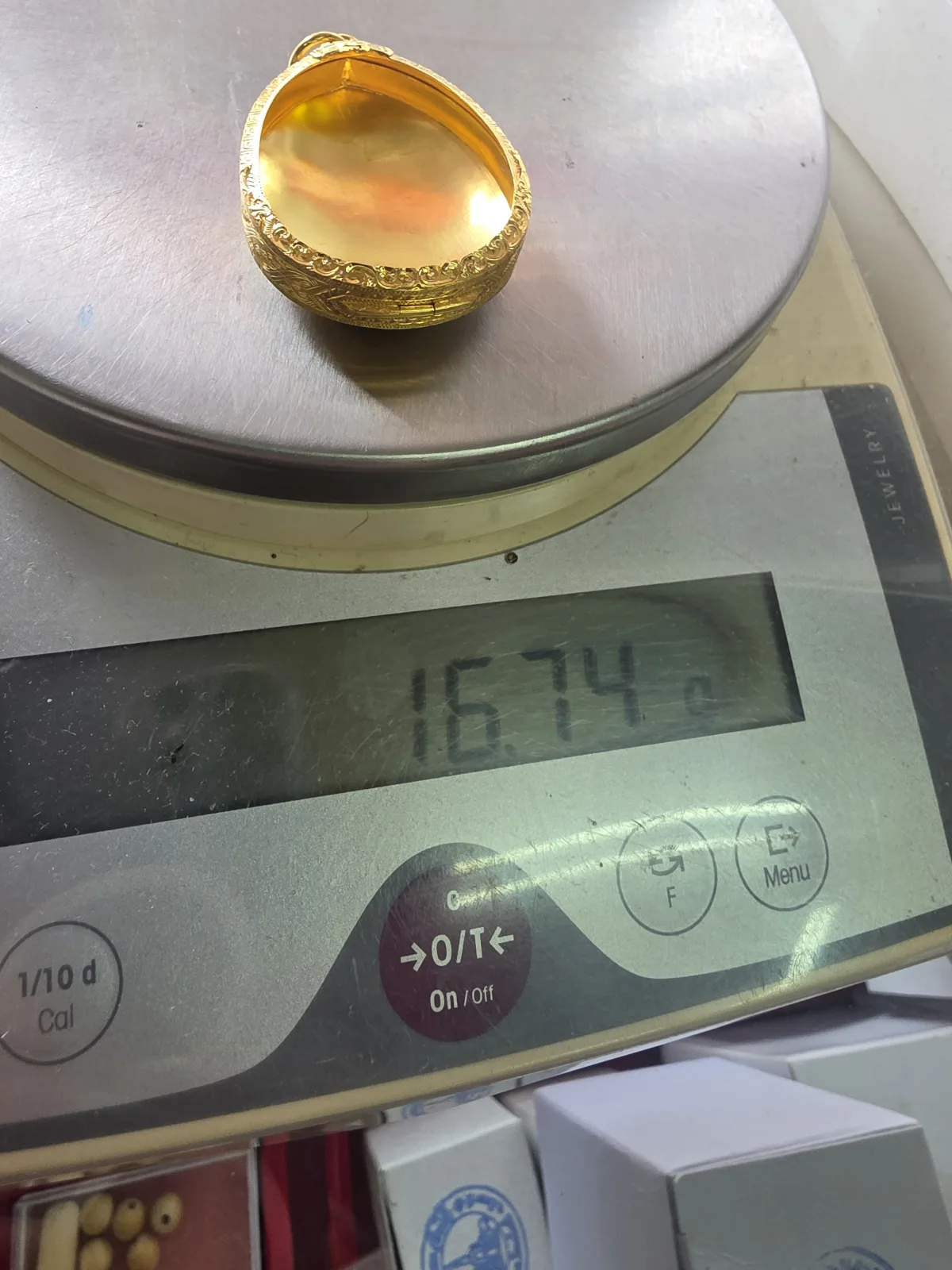 ตลับทอง