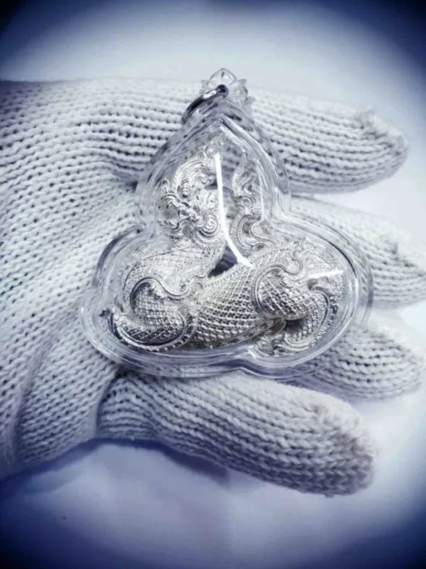 พลาสติกใสใส่ห่วงเกรดธรรมดา หูบัวสองชั้นสโลป